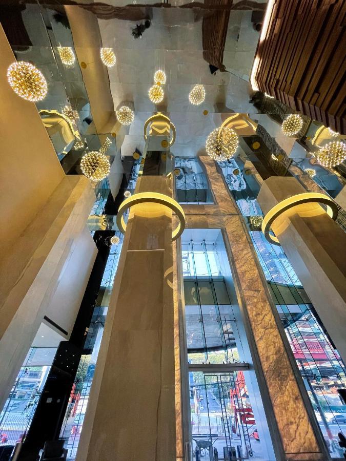 Hotel Safi Royal Luxury Metropolitan San Pedro Garza Garcia Zewnętrze zdjęcie The interior of the shopping mall