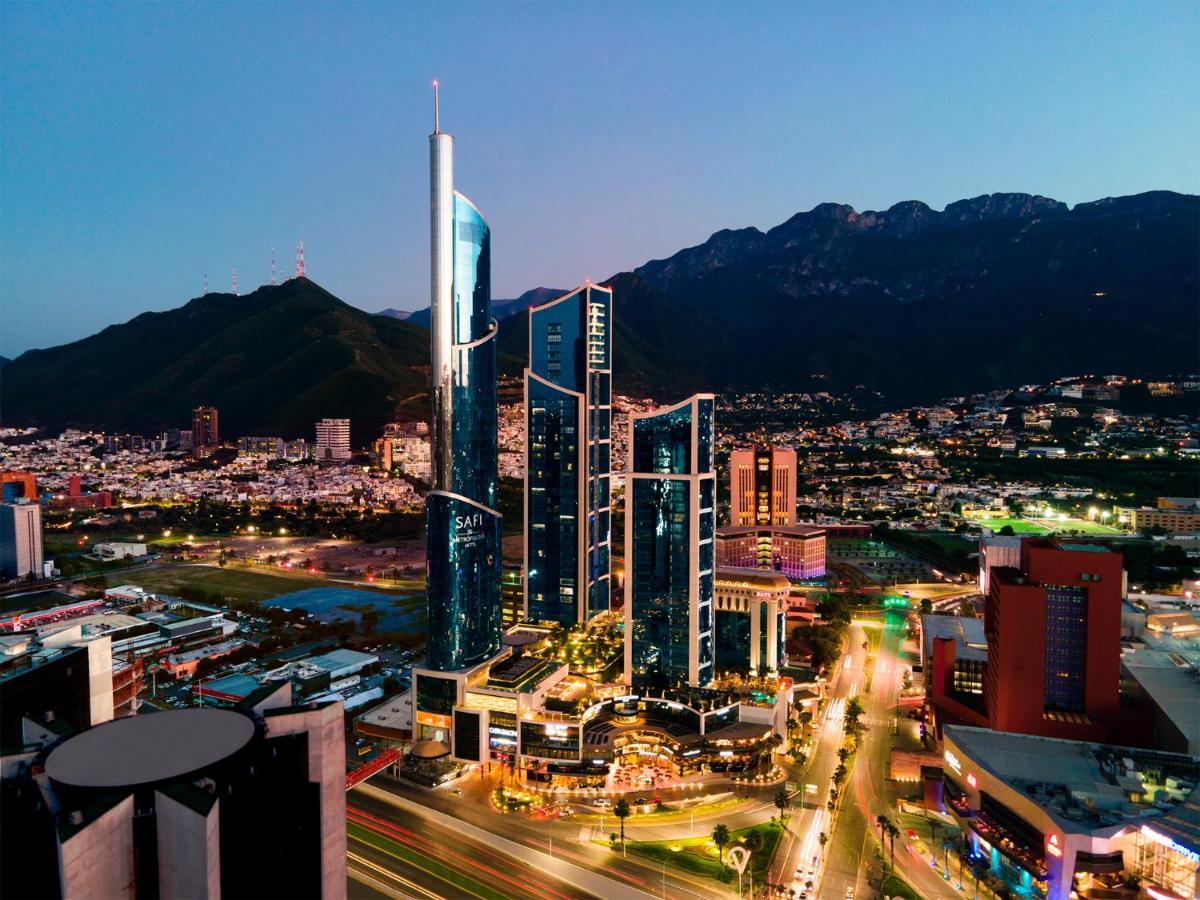 Hotel Safi Royal Luxury Metropolitan San Pedro Garza Garcia Zewnętrze zdjęcie Torre Futura, the tallest building in Guadalajara.