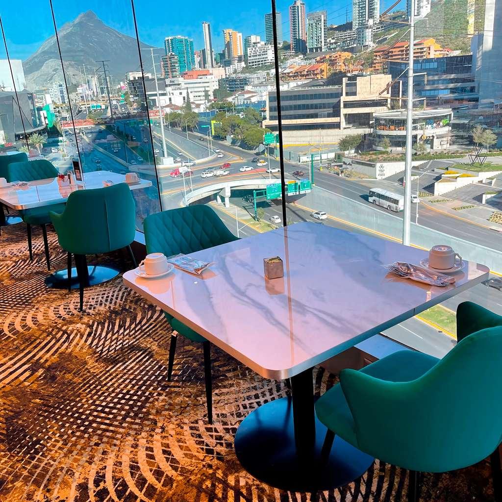 Hotel Safi Royal Luxury Metropolitan San Pedro Garza Garcia Restauracja zdjęcie Skyline Lounge at LAX